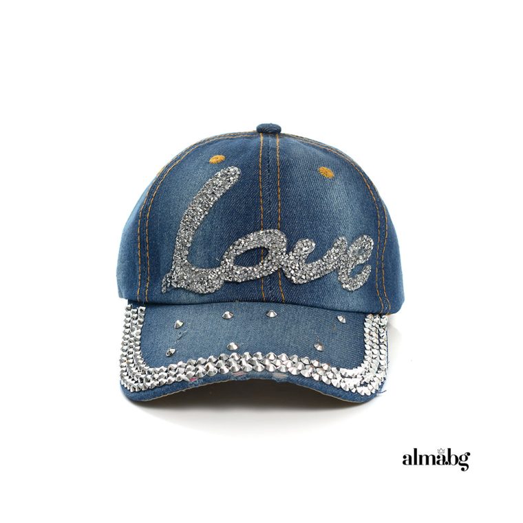 Шапка с козирка - love 3