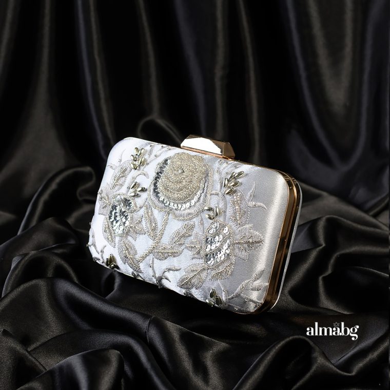 Официална чанта с бродерия сребро